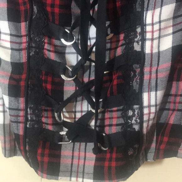 Sold - Picture 3 of 5